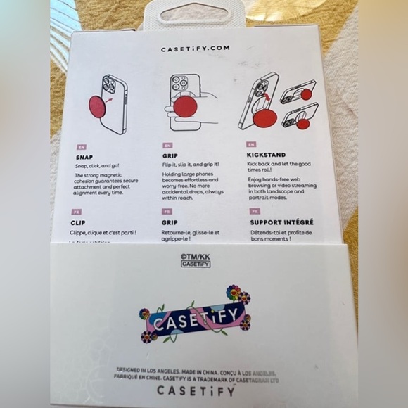 Casetify * Murakami collabo.

Handphone Grip. 

New unbox item.